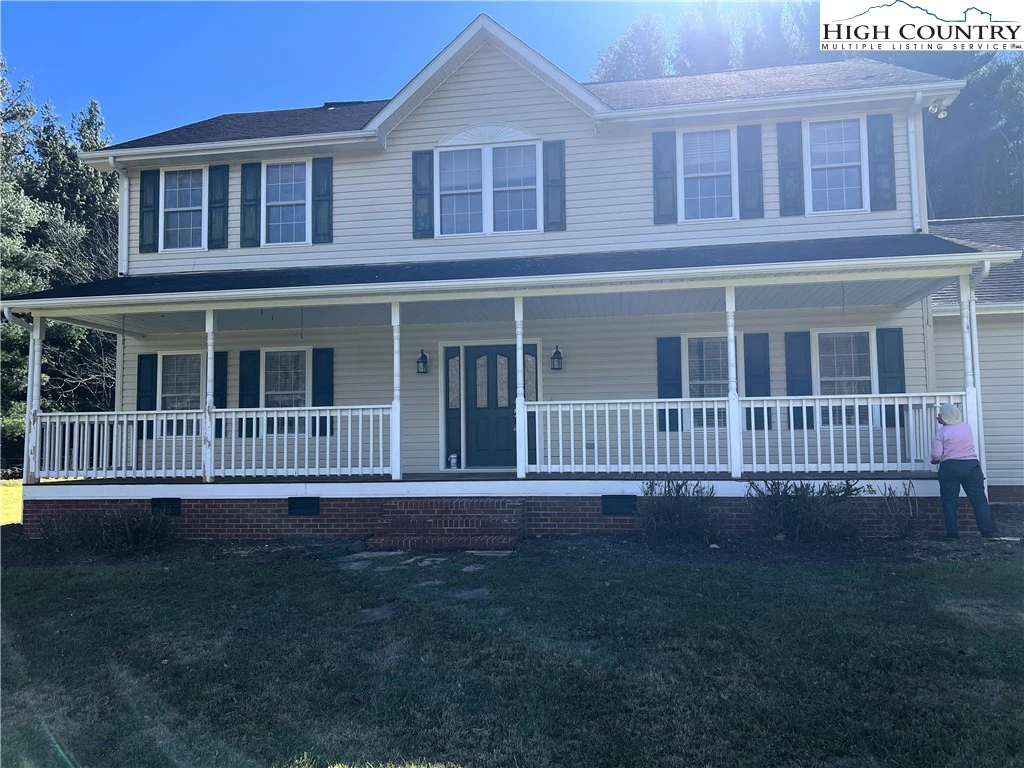 Image number 17 for the current listing