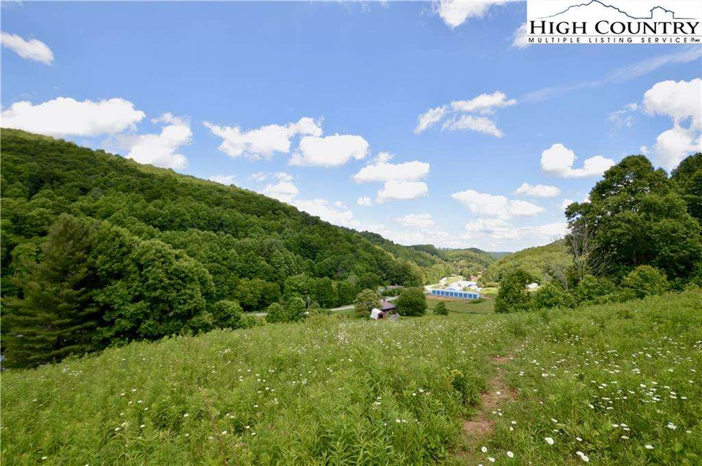Image number 16 for the current listing