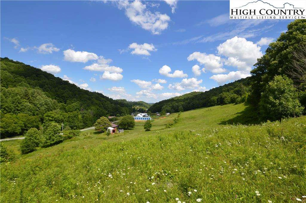 Image number 15 for the current listing