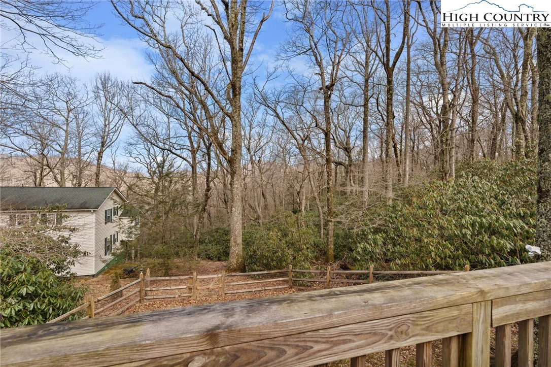 Image number 10 for the current listing