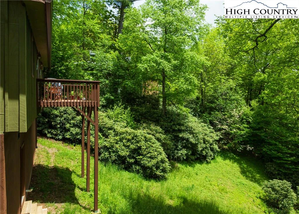 Image number 5 for the current listing