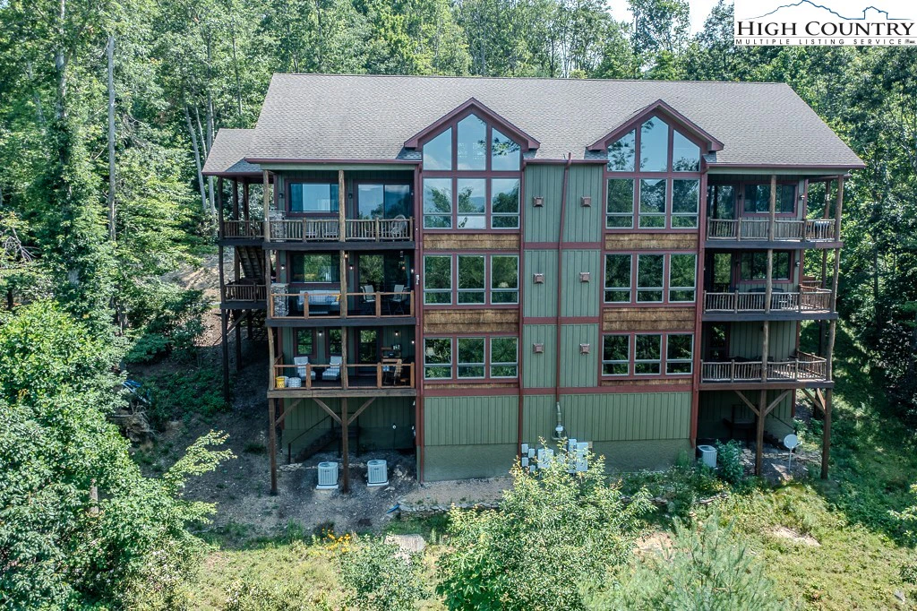 Image number 9 for the current listing