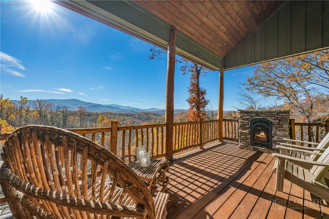 Image number 3 for the current listing
