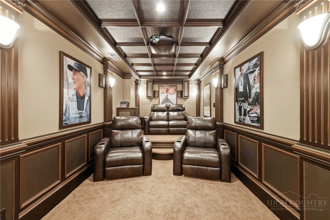 Image number 13 for the current listing