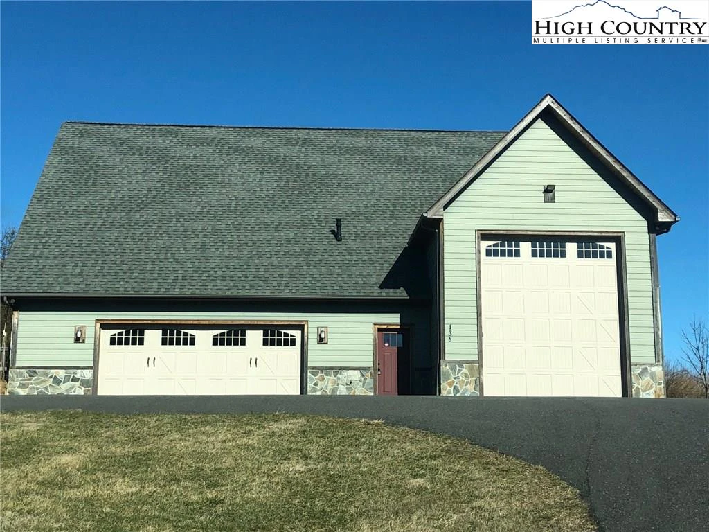 Image number 1 for the current listing
