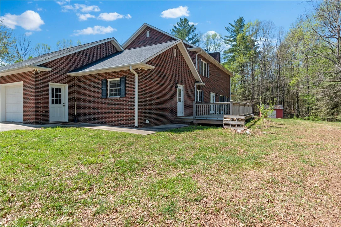 Image number 20 for the current listing