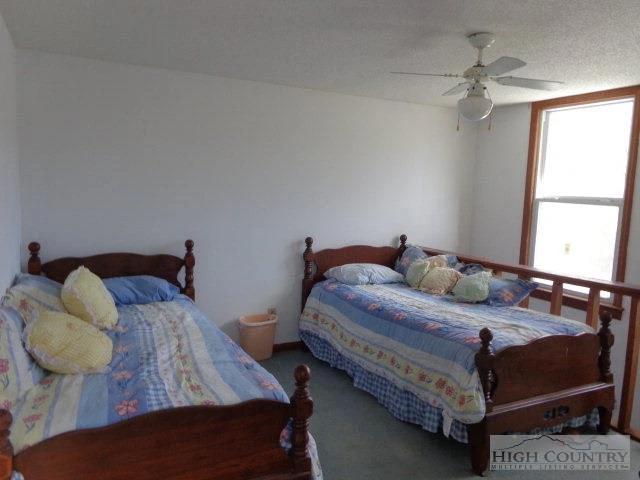 Image number 6 for the current listing