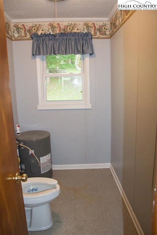 Image number 11 for the current listing
