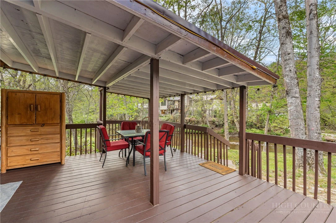 Image number 2 for the current listing