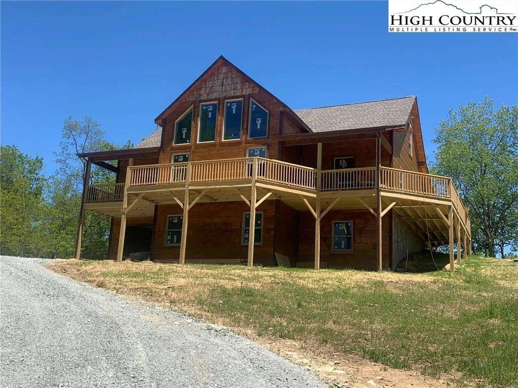 Image number 1 for the current listing