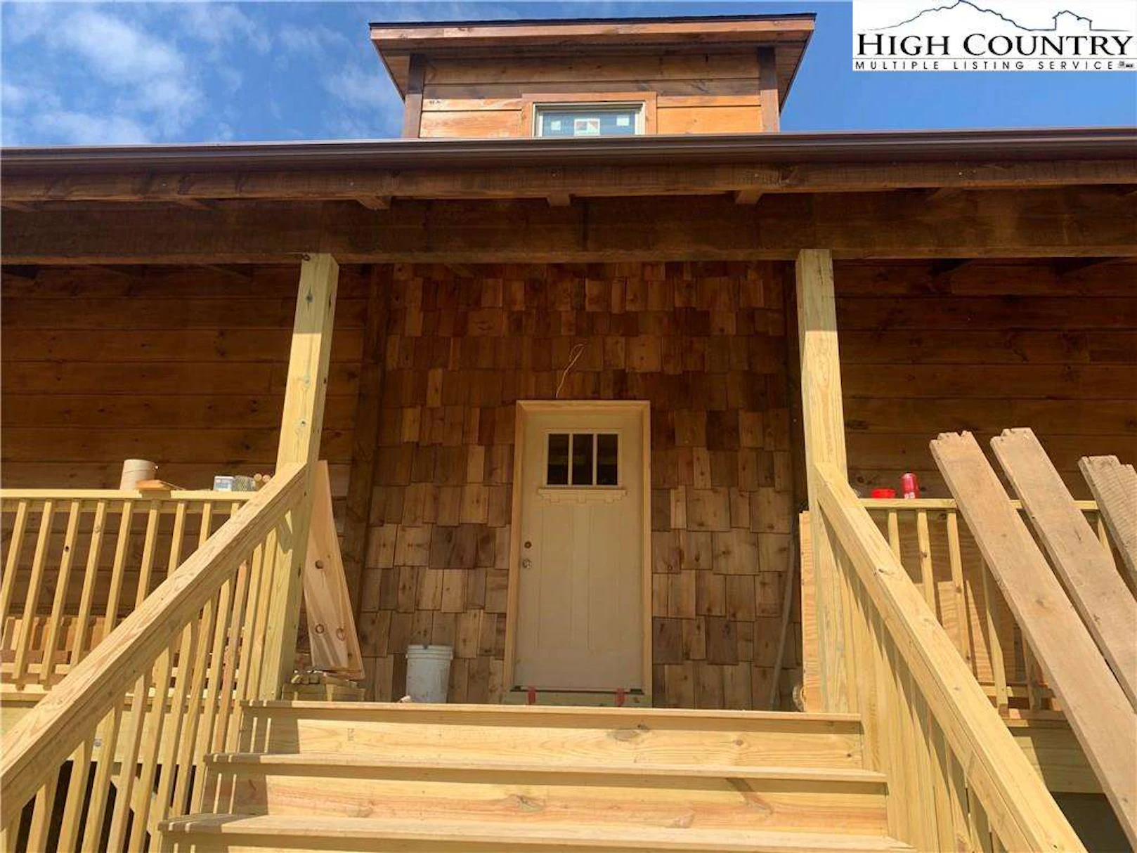 Image number 19 for the current listing