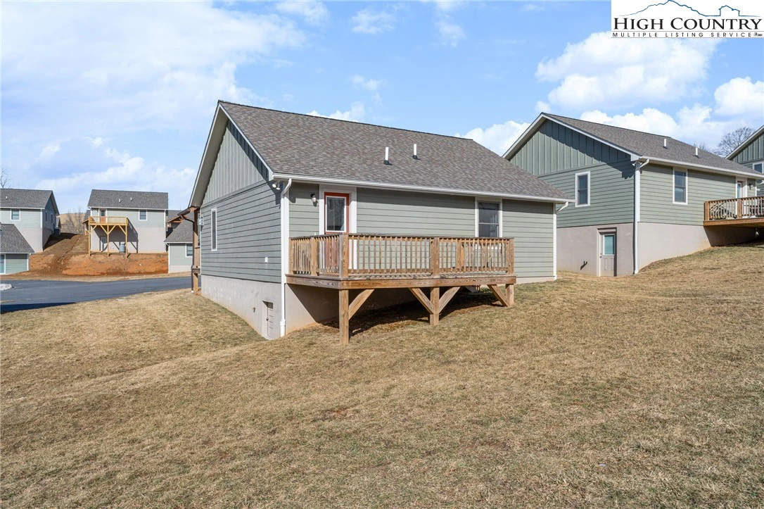 Image number 7 for the current listing