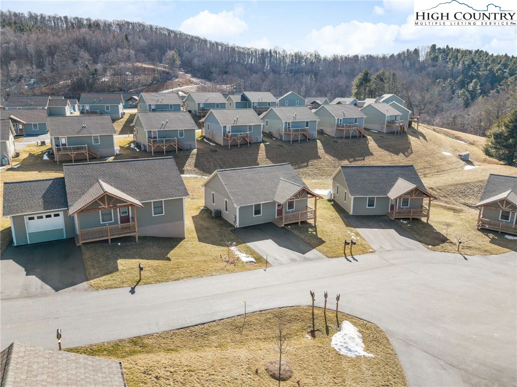 Image number 3 for the current listing