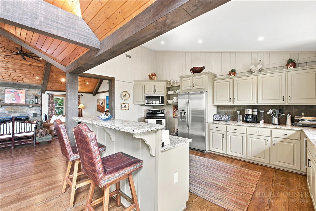 Image number 20 for the current listing