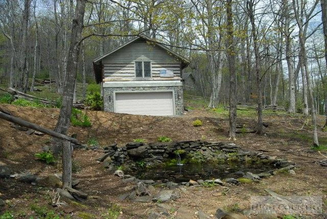 Image number 22 for the current listing