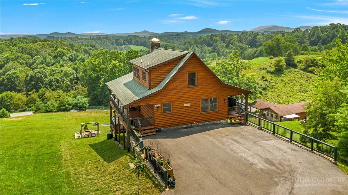 Image number 15 for the current listing