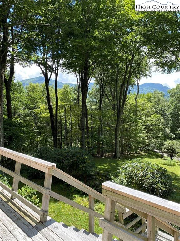 Image number 6 for the current listing