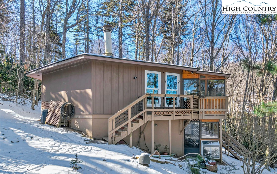 Image number 16 for the current listing
