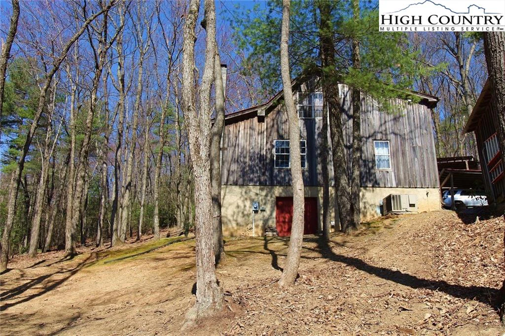 Image number 8 for the current listing