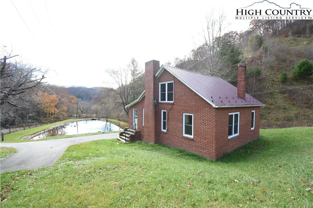 Image number 18 for the current listing