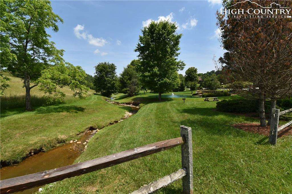 Image number 6 for the current listing
