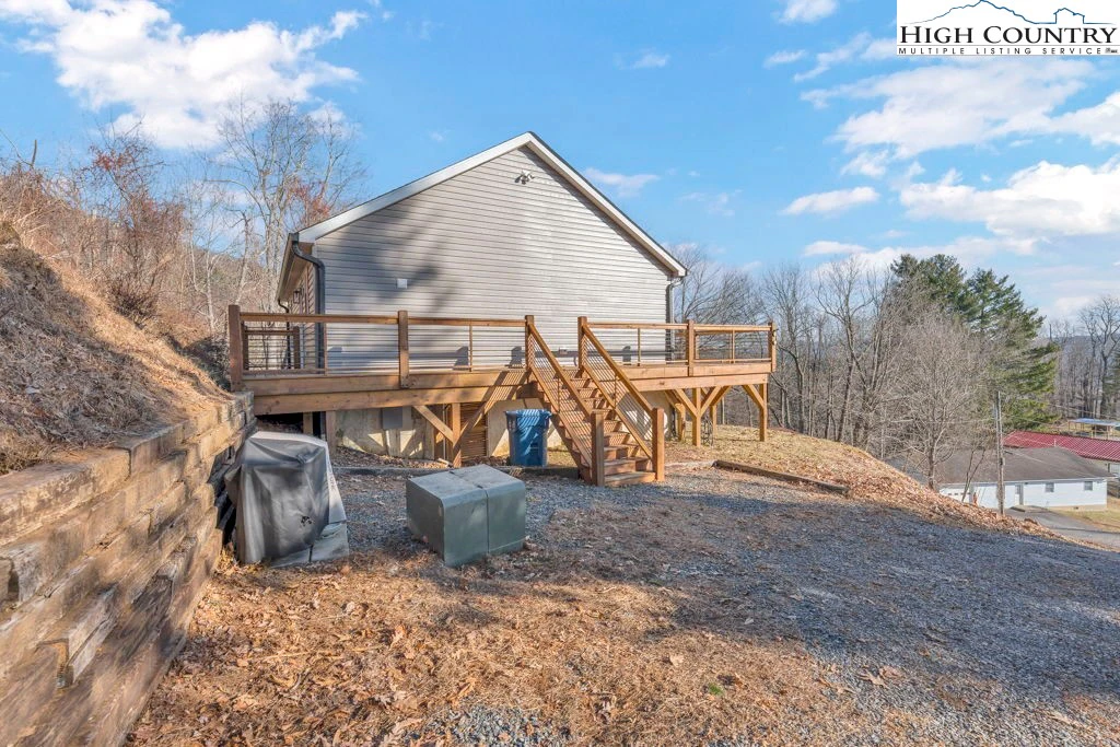Image number 9 for the current listing