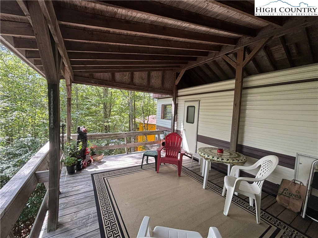 Image number 5 for the current listing
