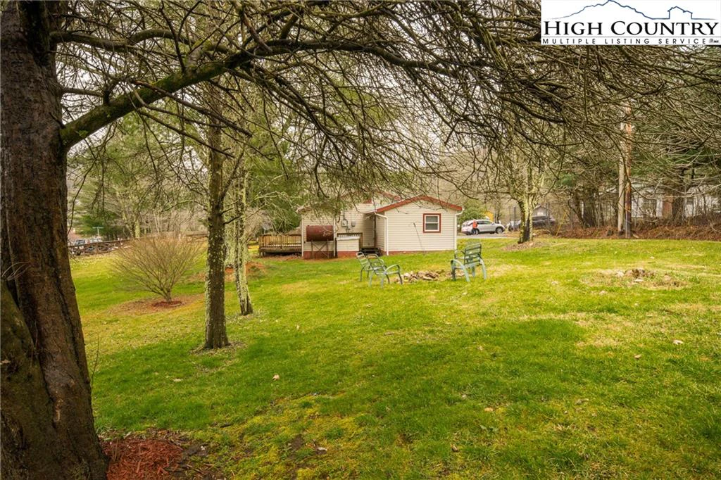 Image number 9 for the current listing