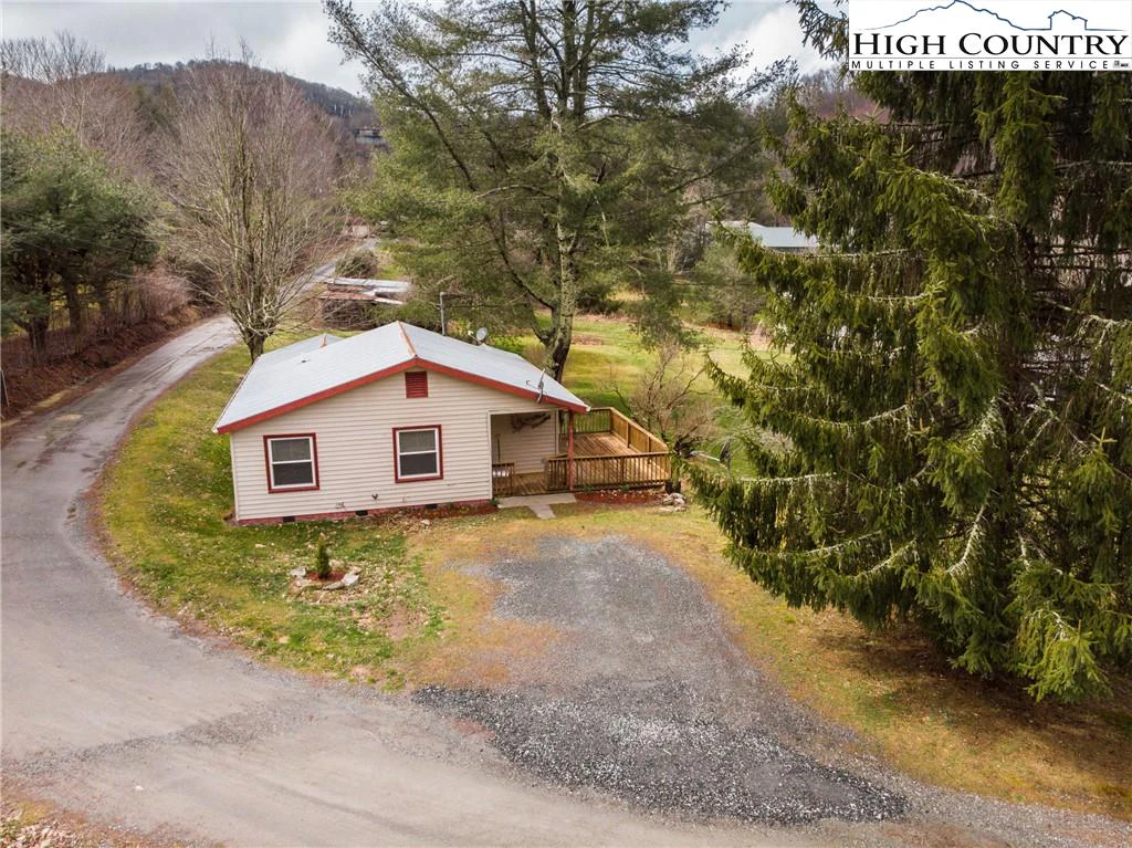 Image number 16 for the current listing