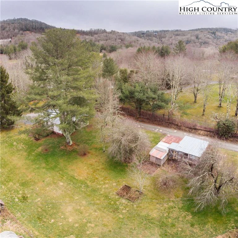 Image number 18 for the current listing