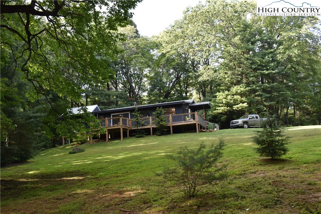 Image number 10 for the current listing
