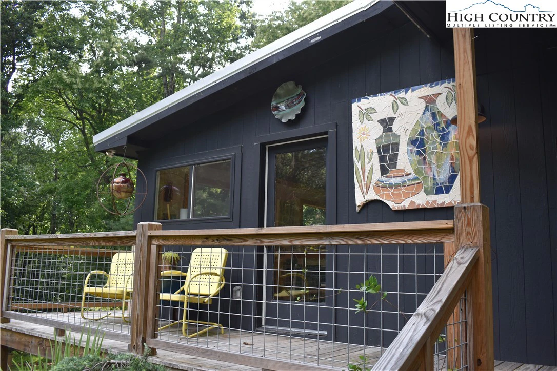 Image number 6 for the current listing