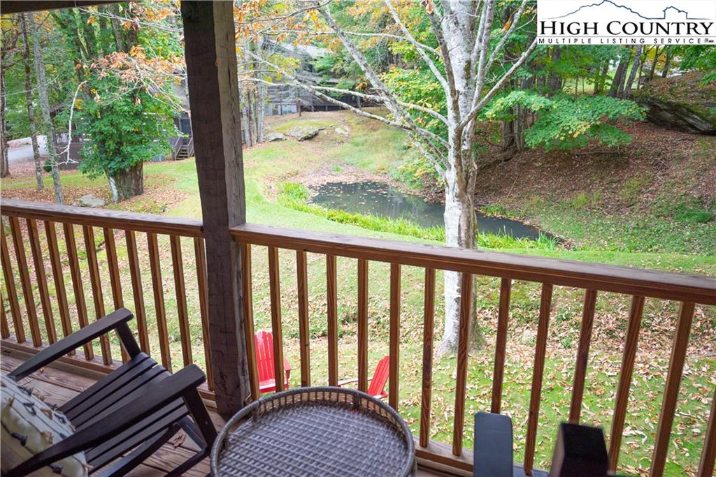 Image number 16 for the current listing