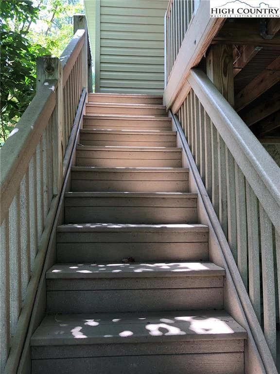Image number 11 for the current listing