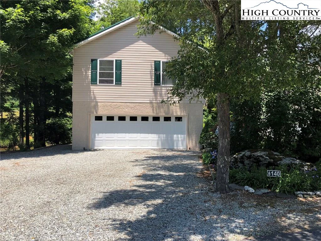 Image number 16 for the current listing