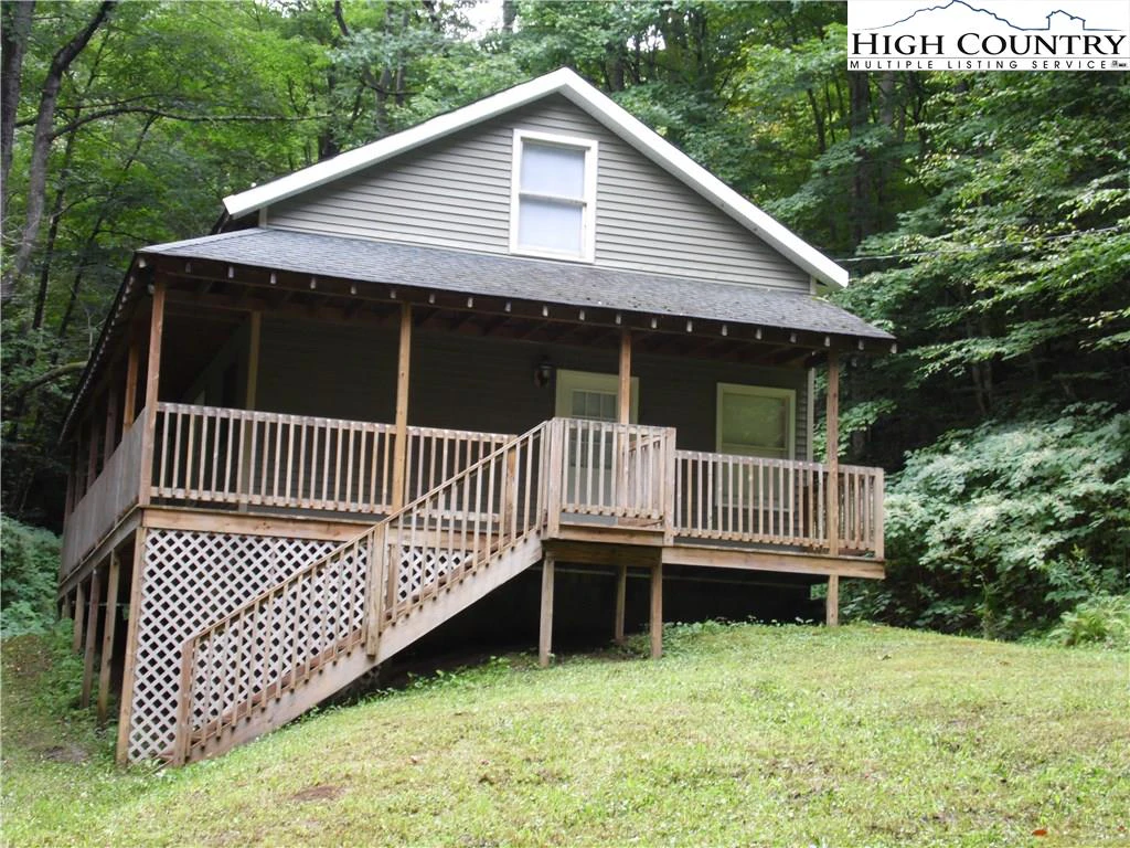 Image number 21 for the current listing