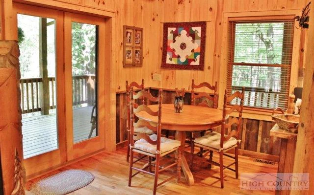 Image number 16 for the current listing