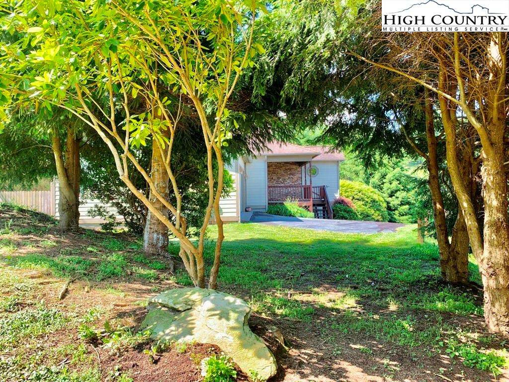 Image number 5 for the current listing