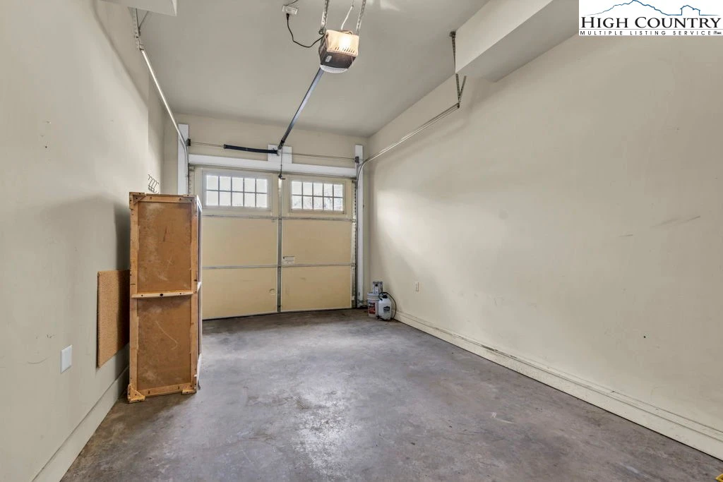 Image number 6 for the current listing
