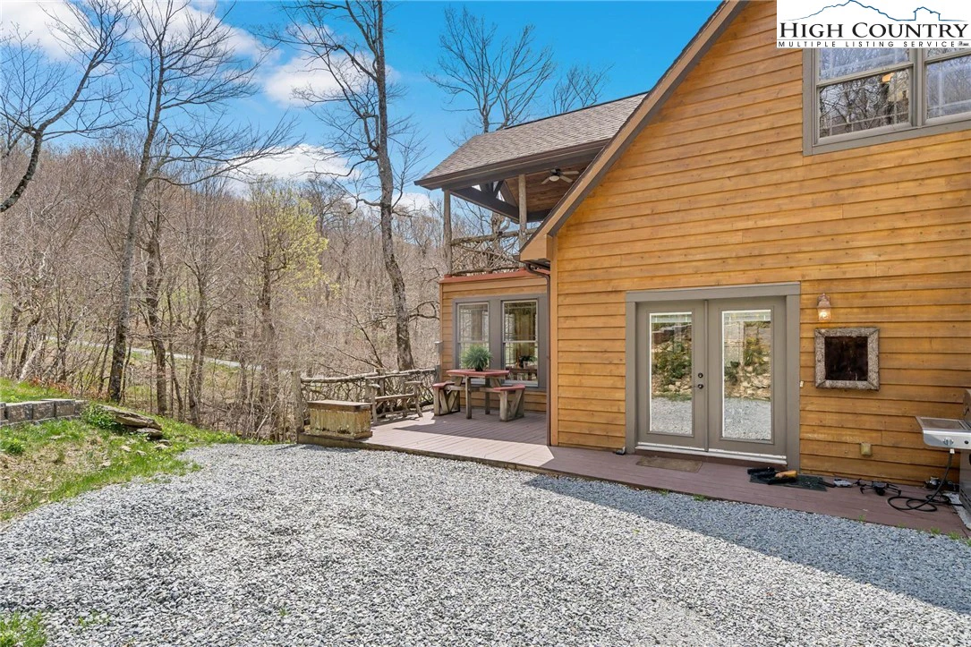 Image number 8 for the current listing