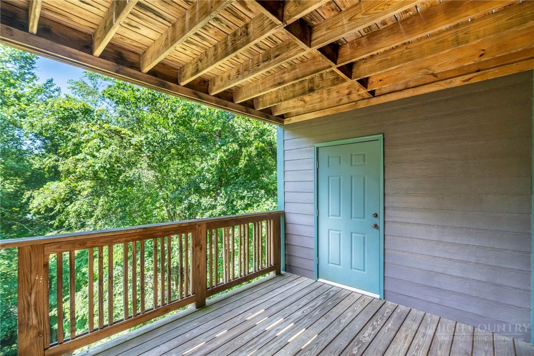 Image number 10 for the current listing