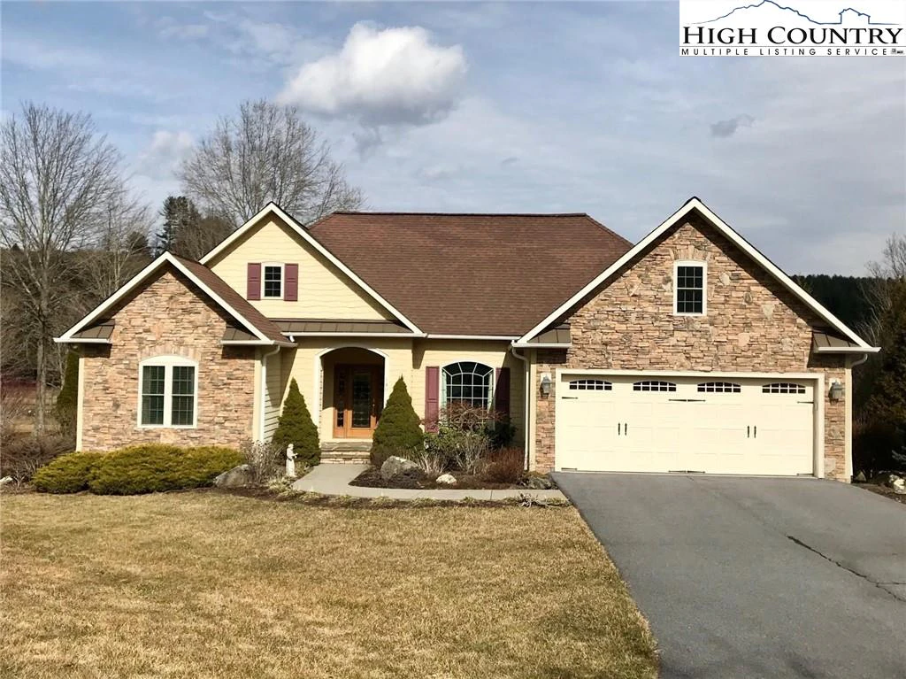 Image number 1 for the current listing