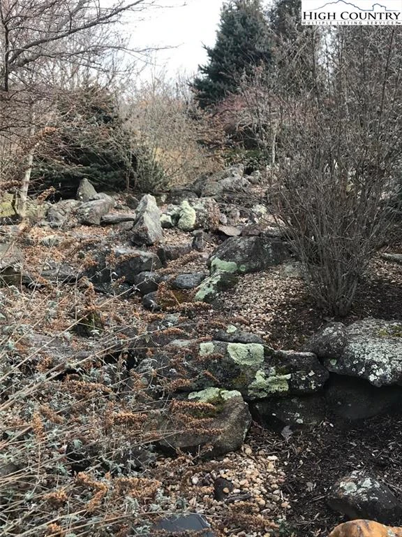 Image number 3 for the current listing