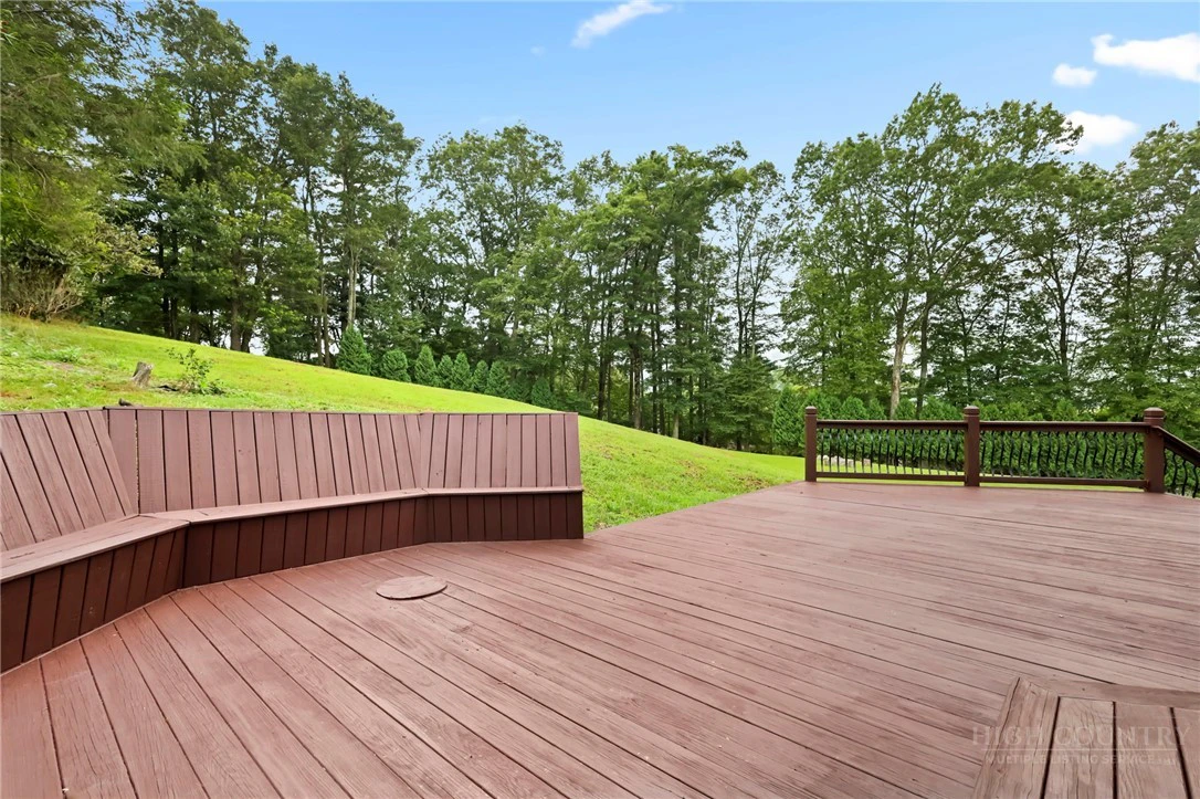 Image number 8 for the current listing