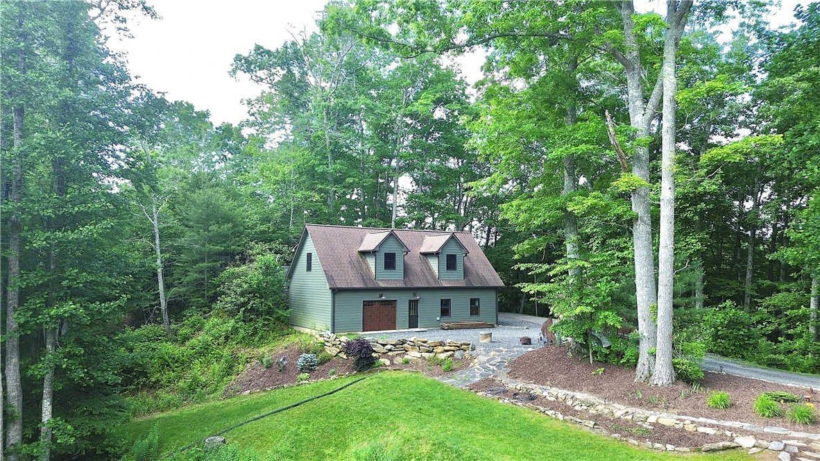Image number 5 for the current listing