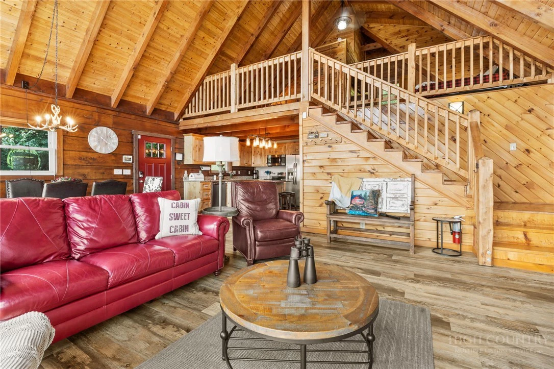 Image number 9 for the current listing