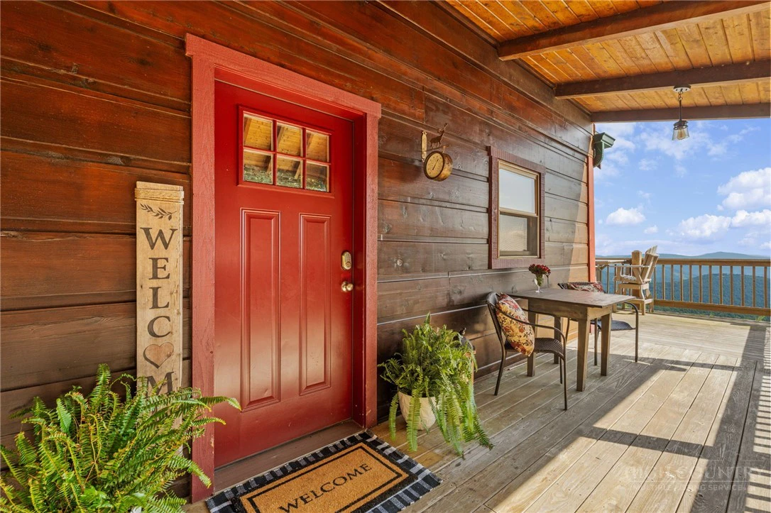 Image number 4 for the current listing