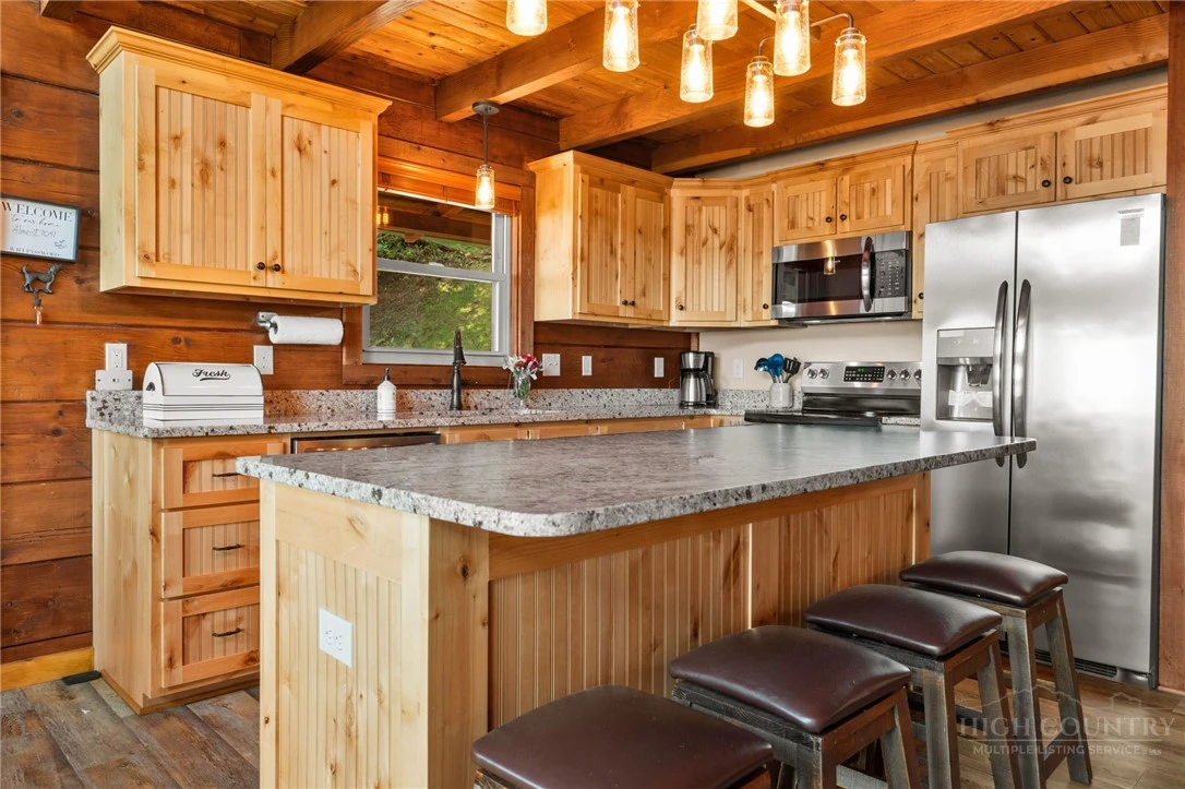 Image number 12 for the current listing