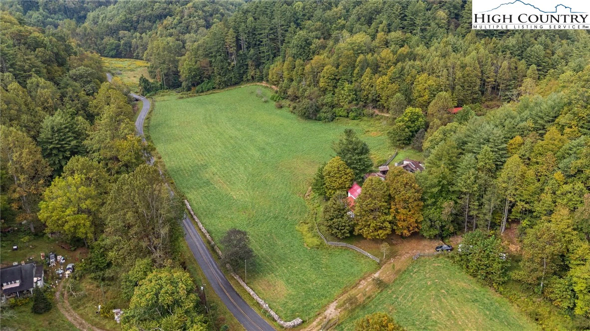 Image number 18 for the current listing