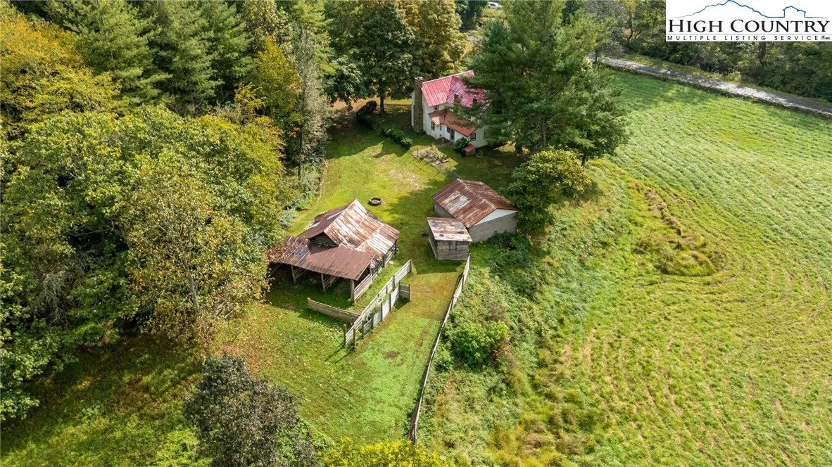 Image number 19 for the current listing